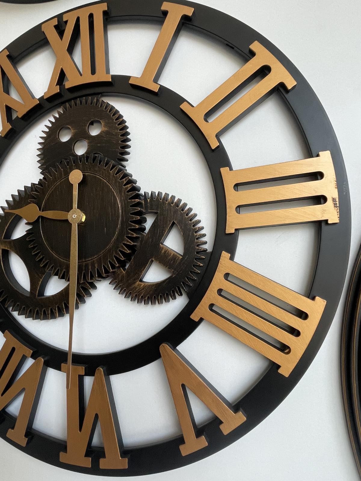Industrial Vintage Wall Clock – A Timeless Statement