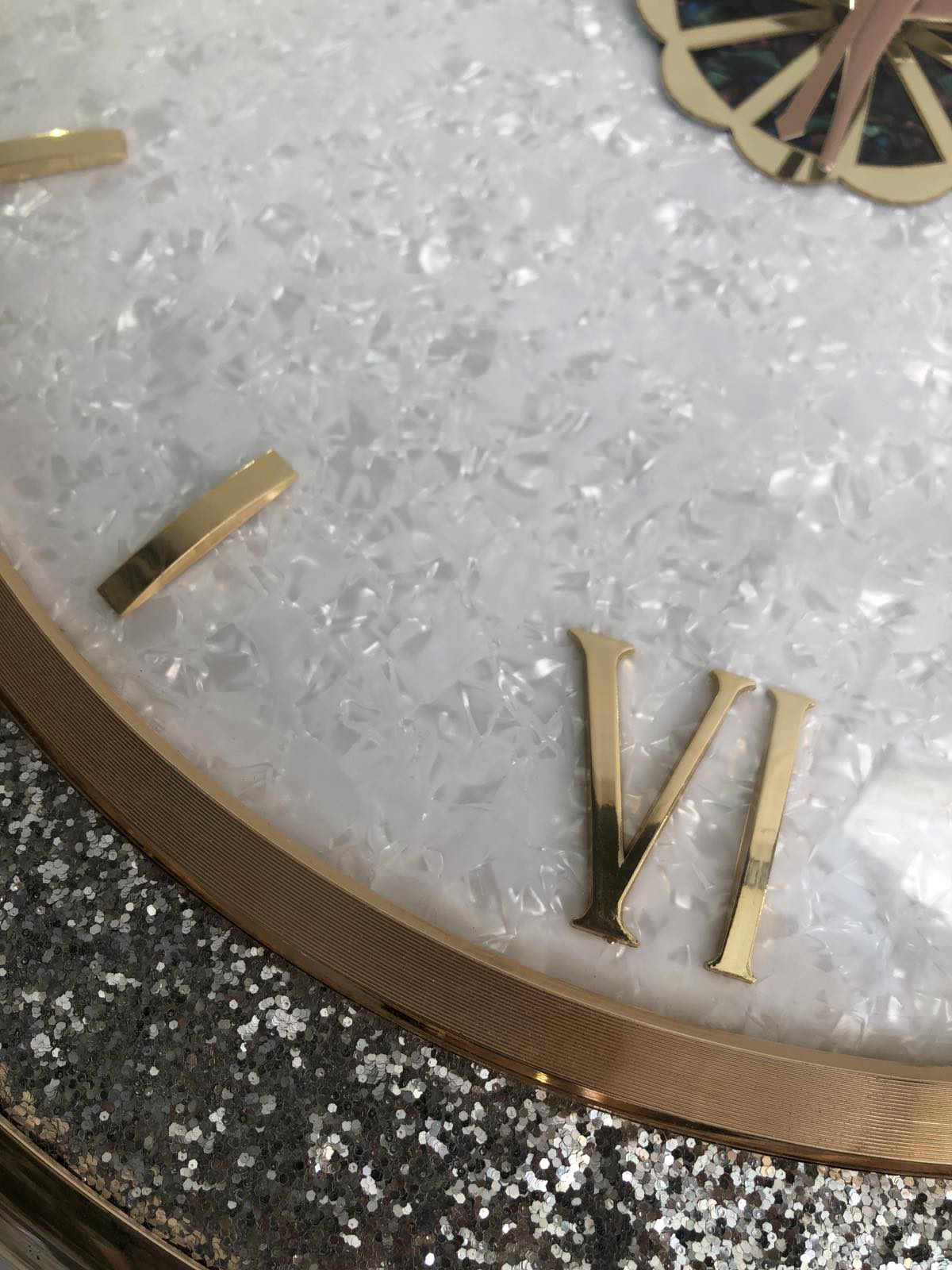 Stylish And Premium Decorative Wall Clock Panel With Crystal Shine