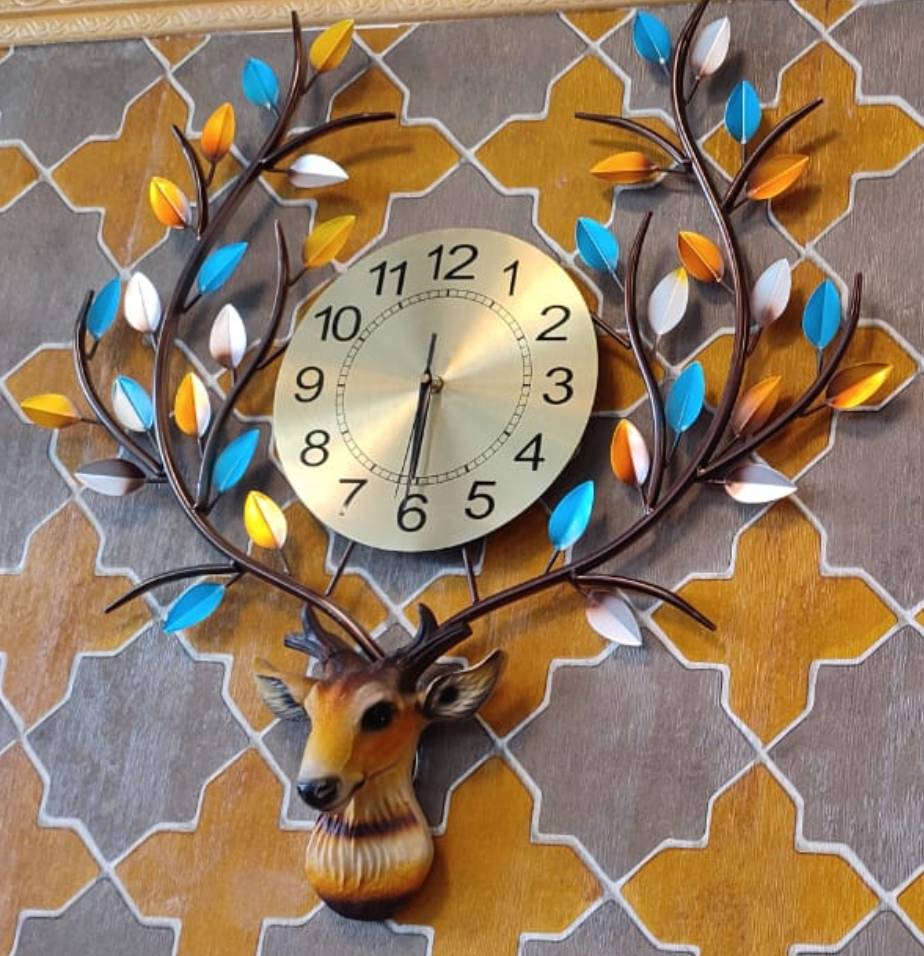 Artistic Look Deer Head Design With Elegant Antler Branches Wall Clock
