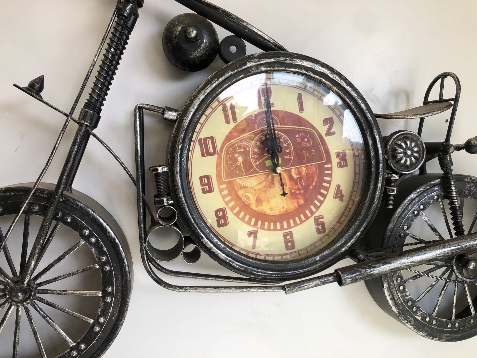 Vintage Bike Wall Clock A Perfect Blend of Time & Style