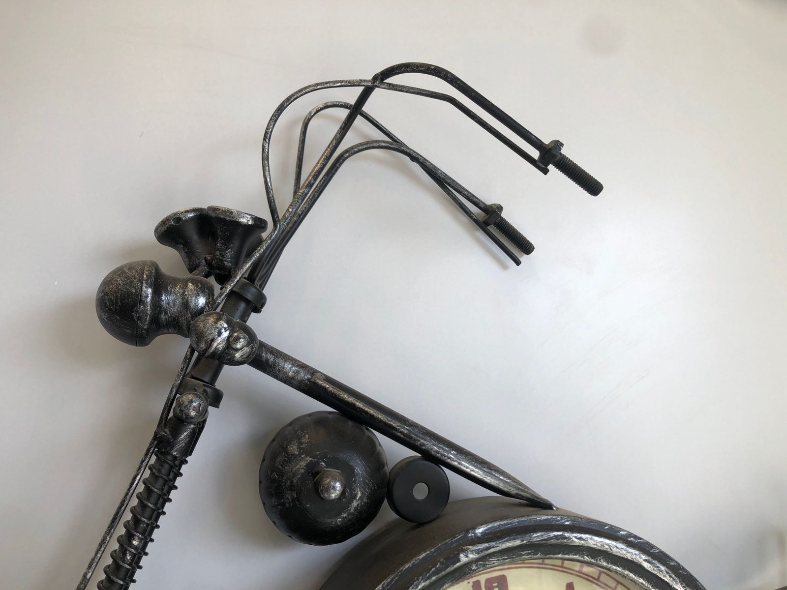 Vintage Bike Wall Clock A Perfect Blend of Time & Style