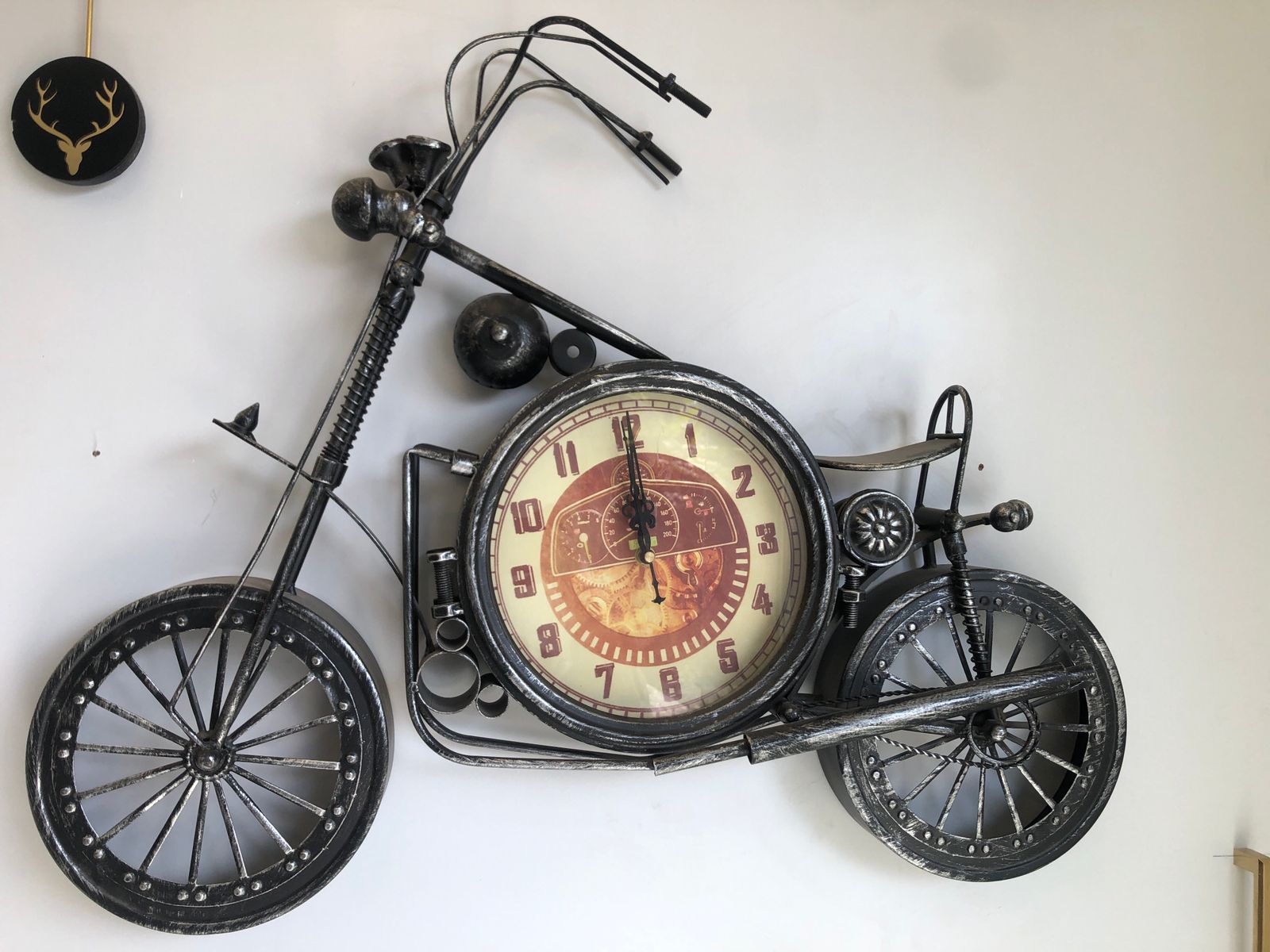 Vintage Bike Wall Clock A Perfect Blend of Time & Style