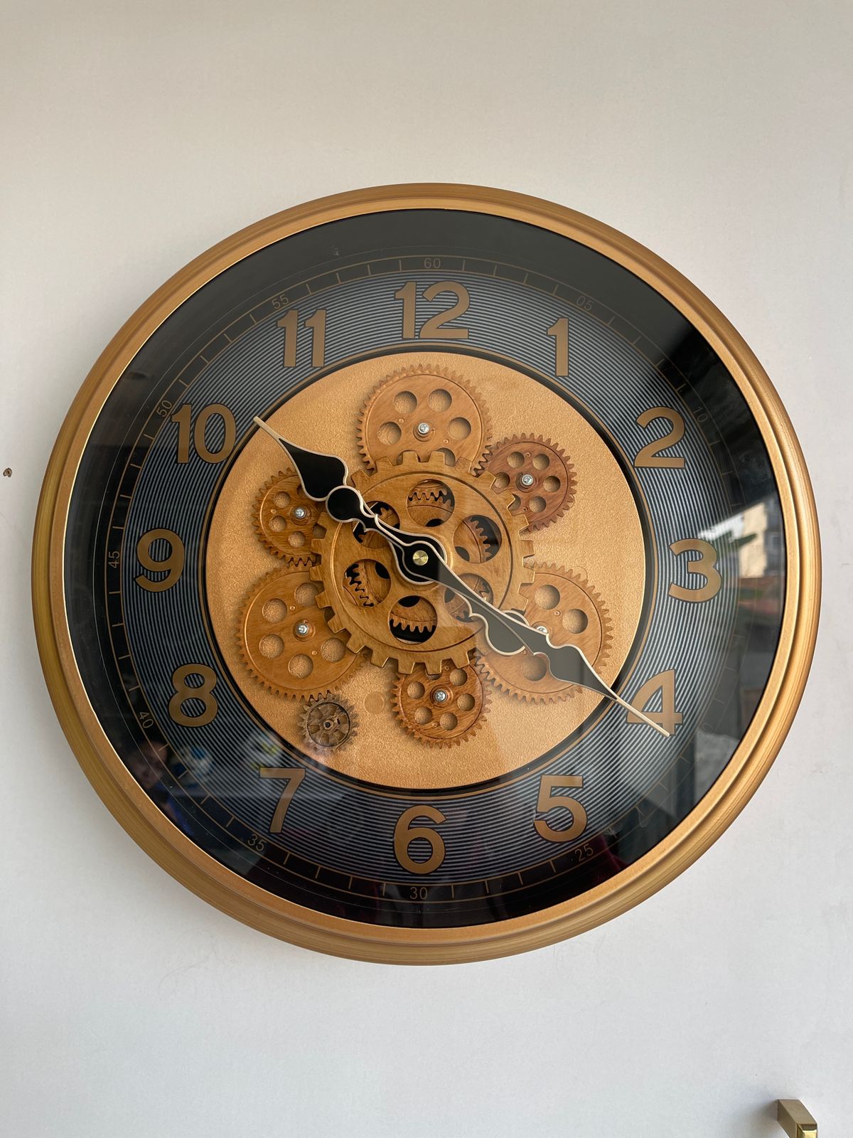 🕰️ Luxury Gear Design Wall Clock 🕰️